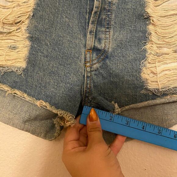 Brandy Melville MELVILLE Made in Italy Destroyed Distressed Shorts Size 4 - Picture 7 of 12